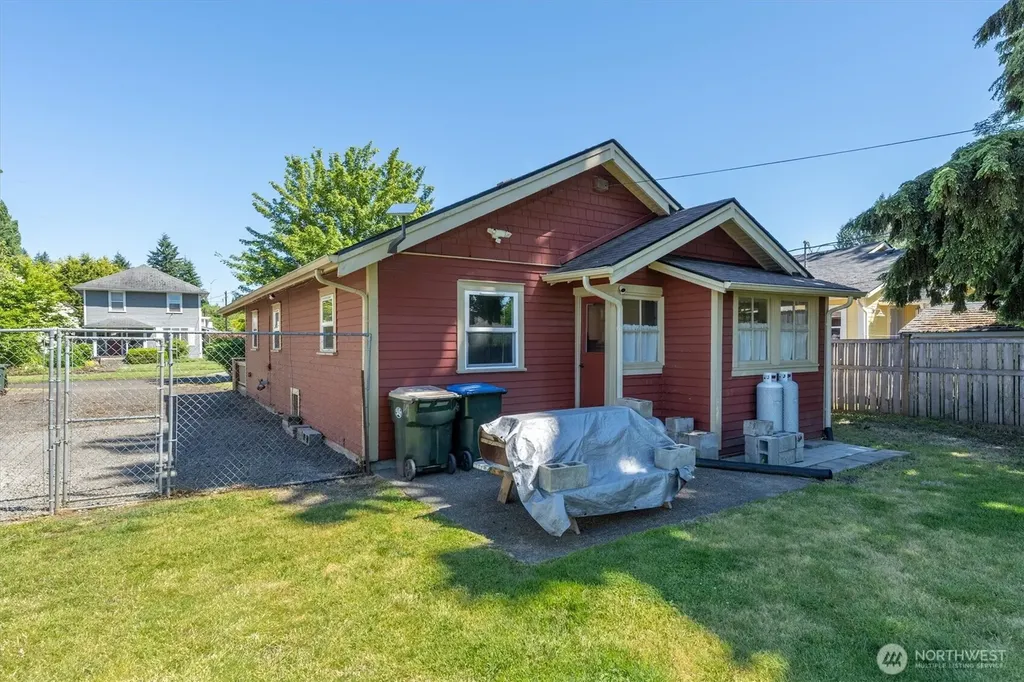 807 S Pearl Street Centralia WA 98531