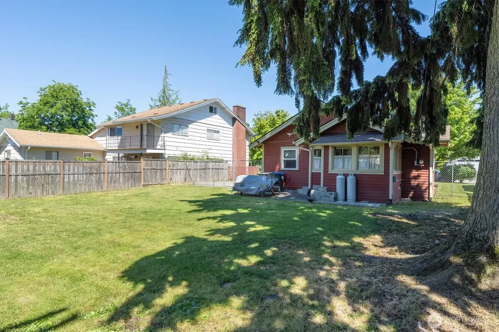 807 S Pearl Street Centralia WA 98531