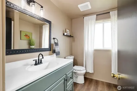 1903 NW Russell Street Poulsbo WA 98370