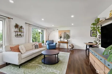 1903 NW Russell Street Poulsbo WA 98370
