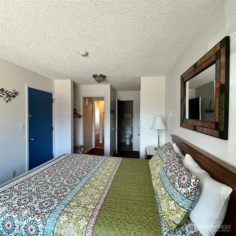 304 14th Street NW Long Beach WA 98631