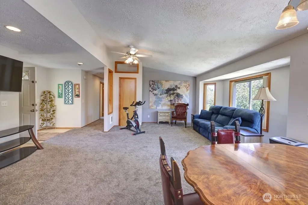 30308 H Street Ocean Park WA 98640