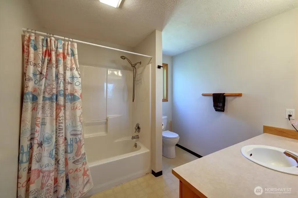 30308 H Street Ocean Park WA 98640