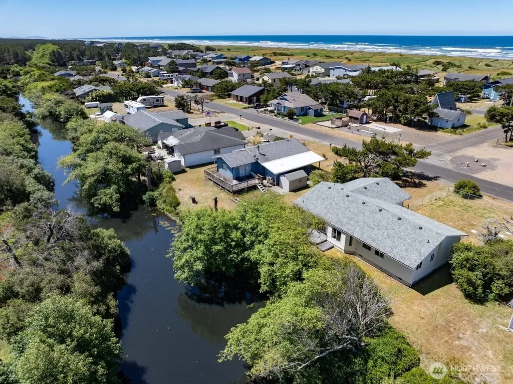 30308 H Street Ocean Park WA 98640