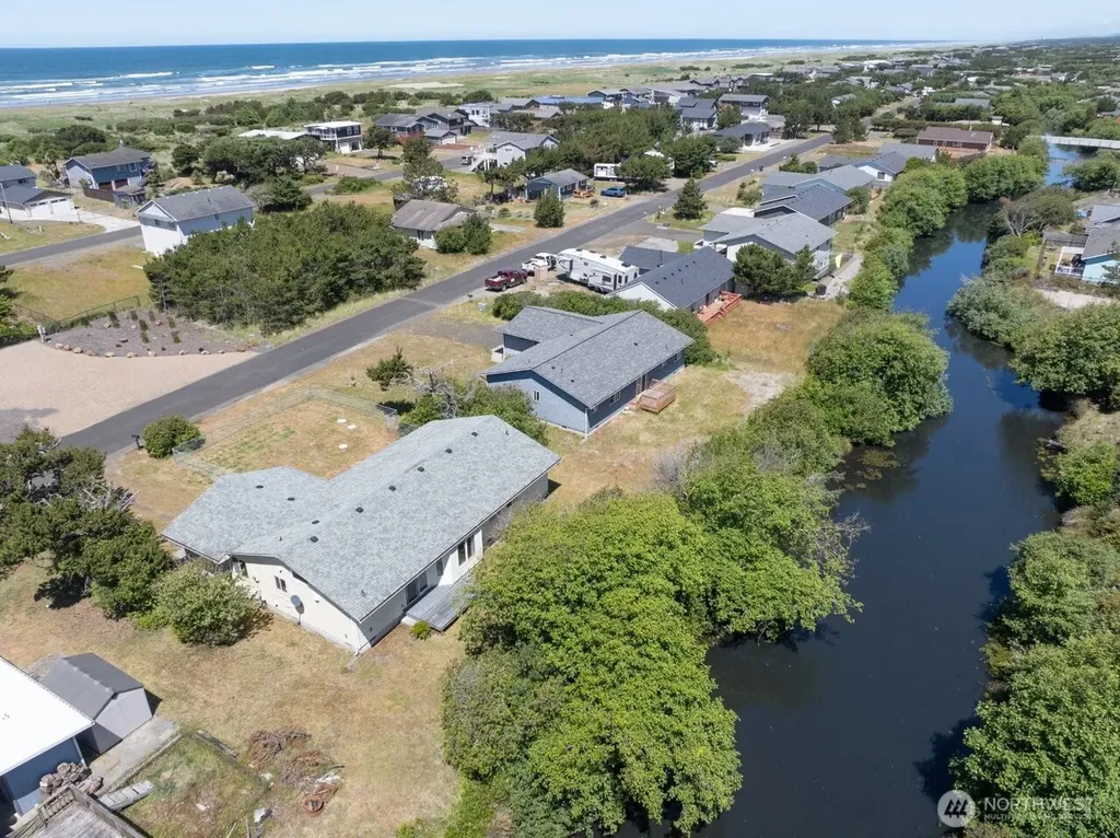 30308 H Street Ocean Park WA 98640
