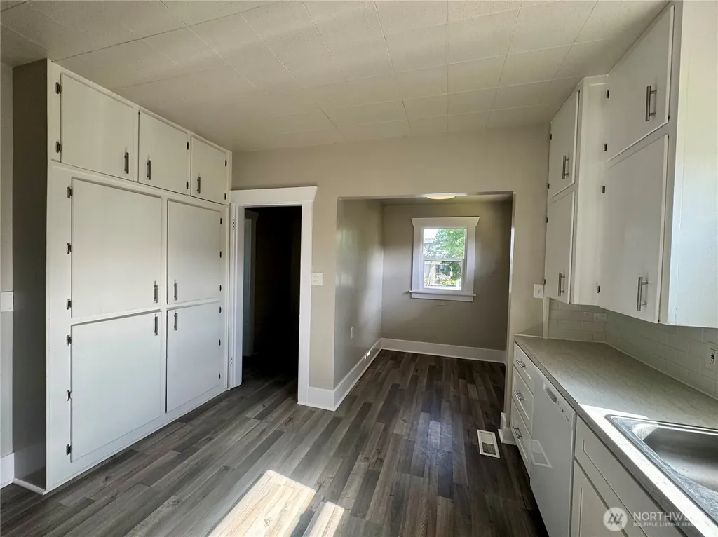 605 118th Street S Tacoma WA 98444