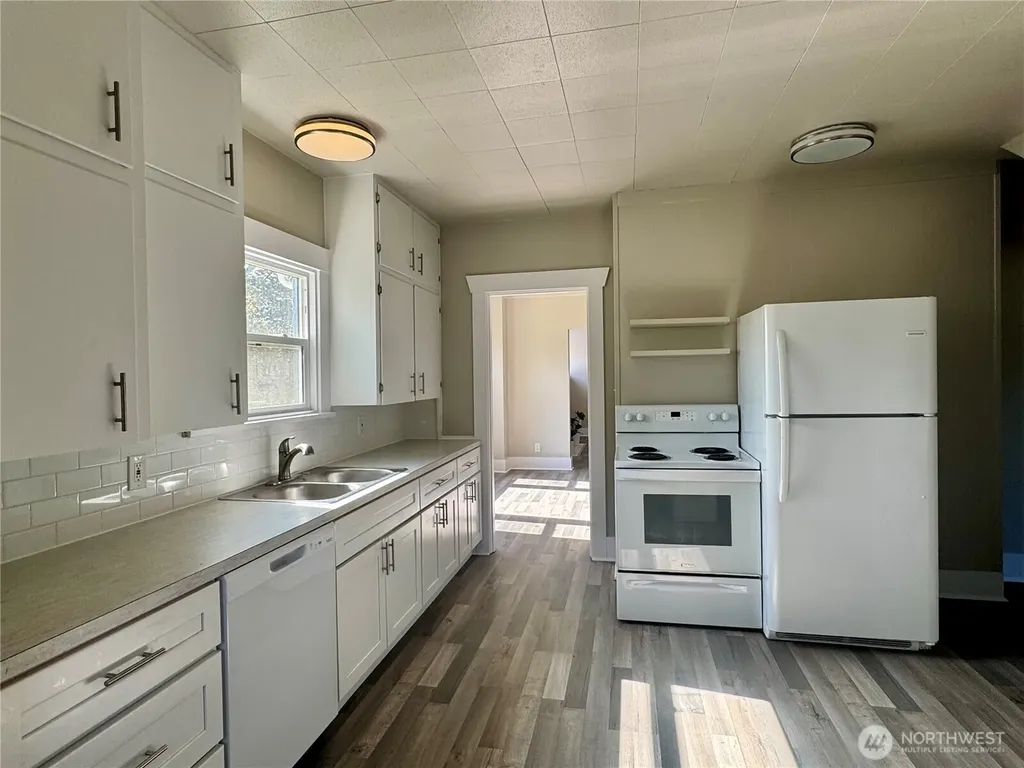 605 118th Street S Tacoma WA 98444