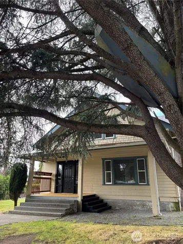 605 118th Street S Tacoma WA 98444