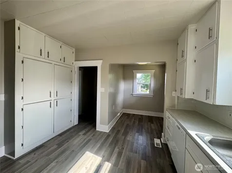 605 118th Street S Tacoma WA 98444