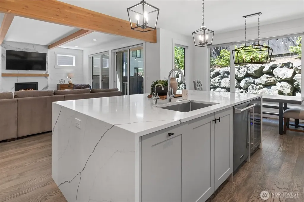11427 115th Avenue NE Kirkland WA 98033