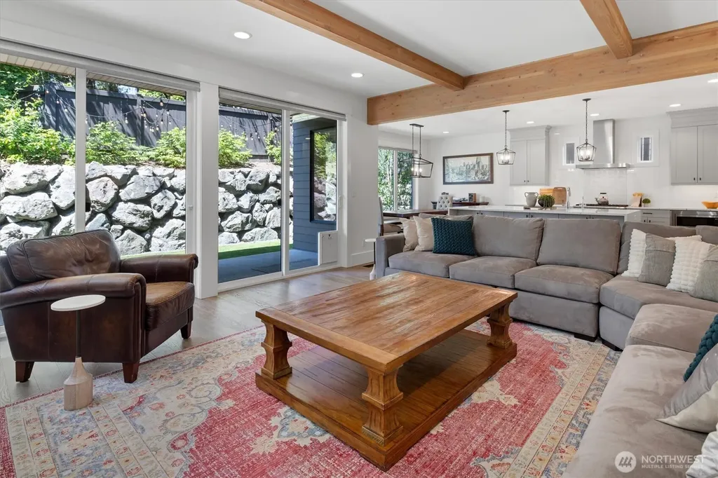 11427 115th Avenue NE Kirkland WA 98033