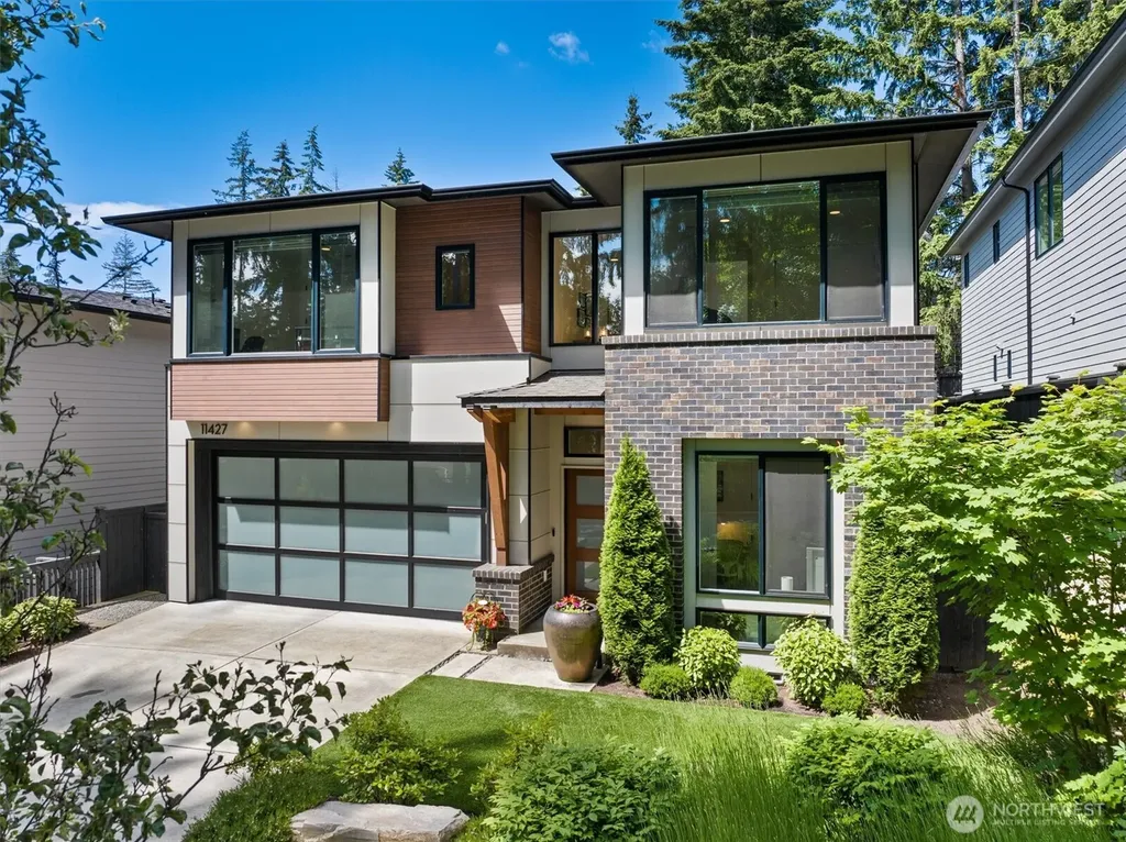 11427 115th Avenue NE Kirkland WA 98033