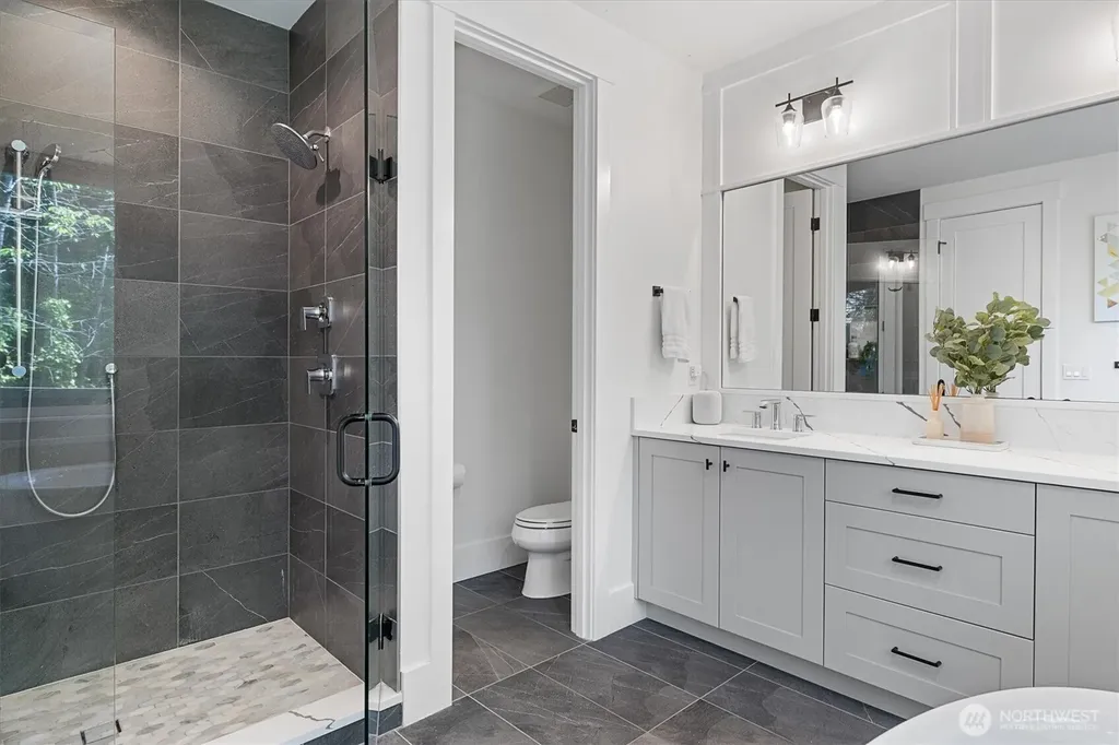 11427 115th Avenue NE Kirkland WA 98033