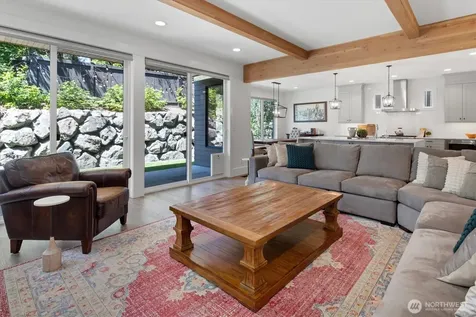 11427 115th Avenue NE Kirkland WA 98033