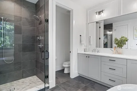 11427 115th Avenue NE Kirkland WA 98033