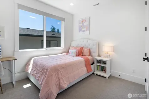 11427 115th Avenue NE Kirkland WA 98033