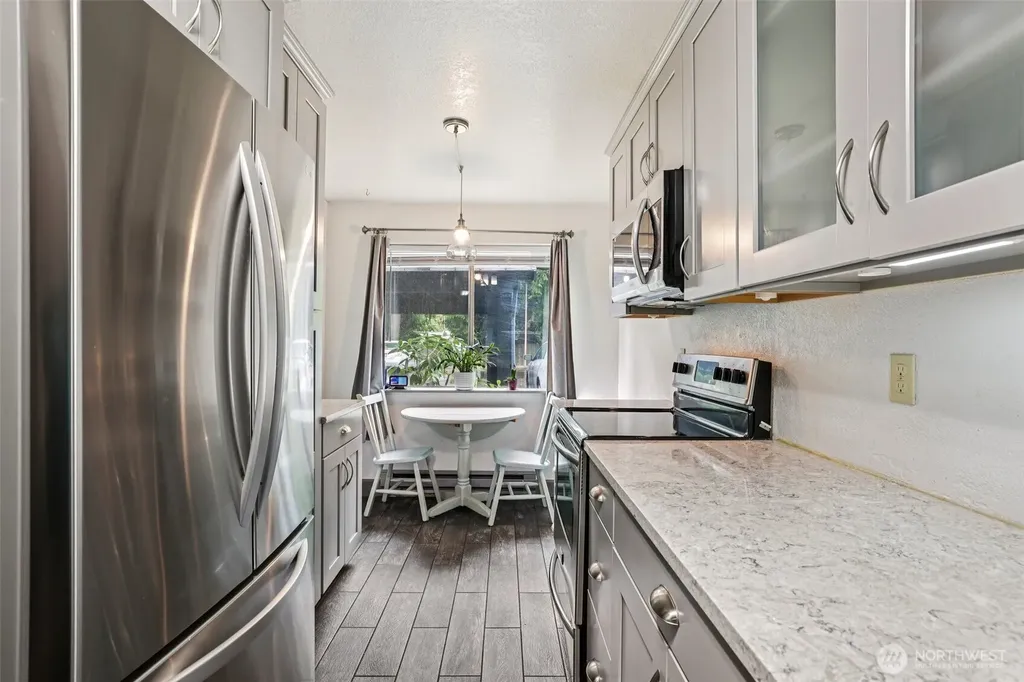 280 NW Newport Way Issaquah WA 98027