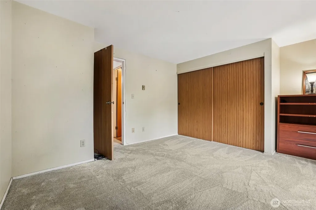 280 NW Newport Way Issaquah WA 98027