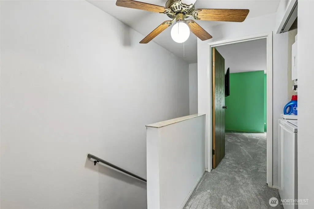 280 NW Newport Way Issaquah WA 98027