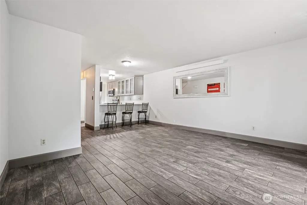280 NW Newport Way Issaquah WA 98027