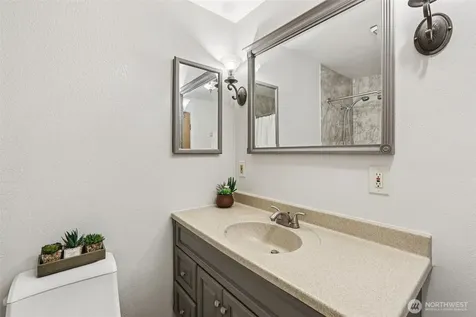 280 NW Newport Way Issaquah WA 98027