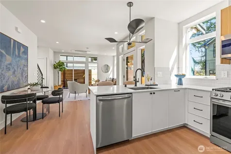 3026 NE 95th Street Seattle WA 98115