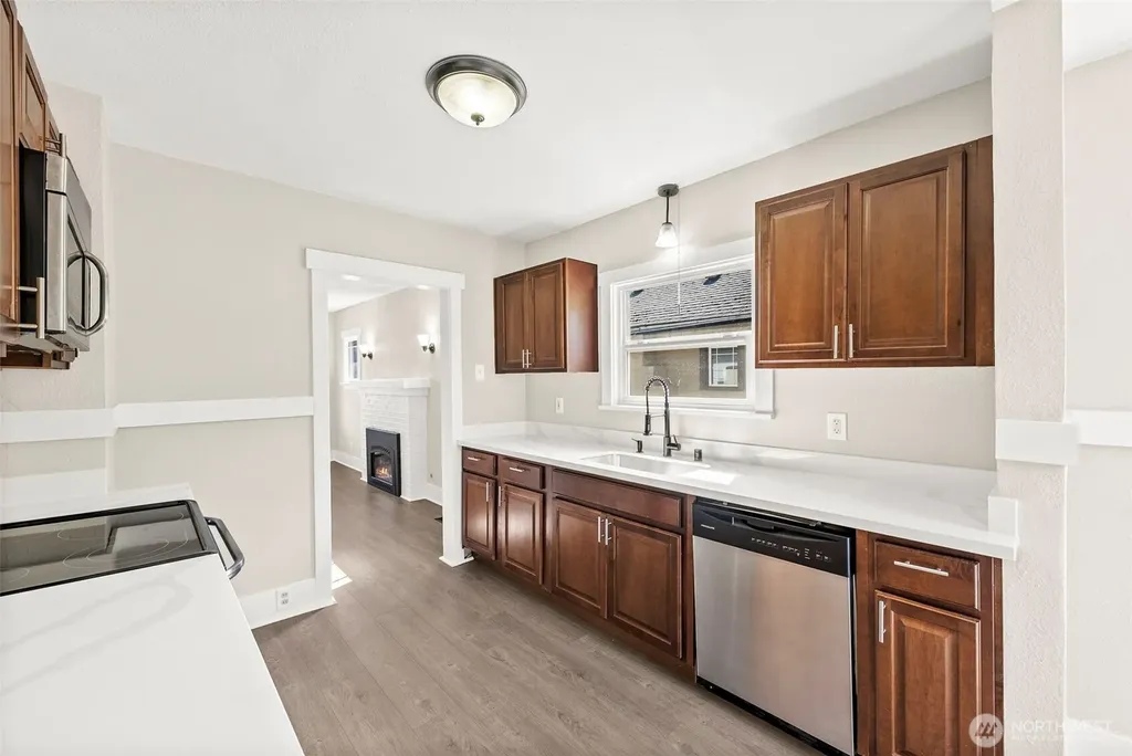 1511 S 51st Street Tacoma WA 98408