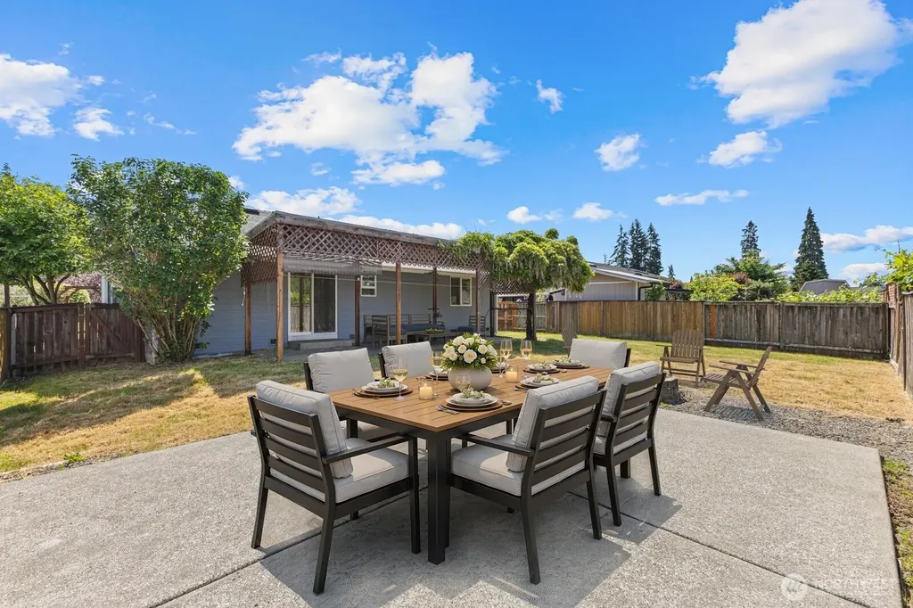 8202 51st Avenue NE Marysville WA 98270