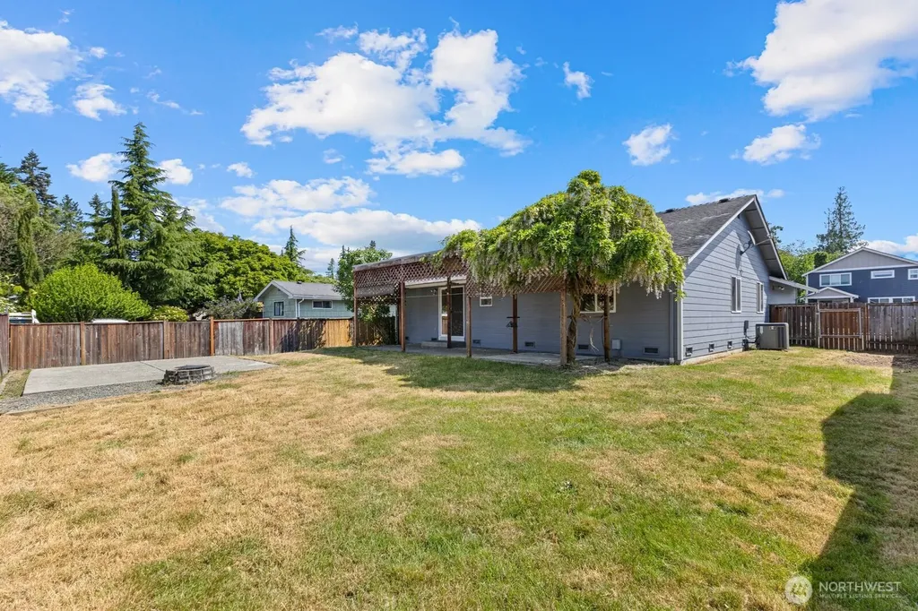 8202 51st Avenue NE Marysville WA 98270