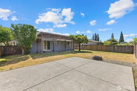 8202 51st Avenue NE Marysville WA 98270