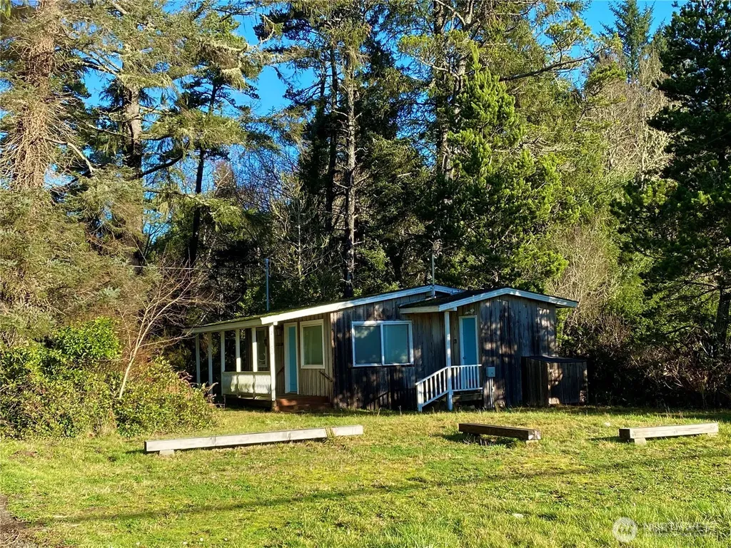 26108 S Lane Ocean Park WA 98640