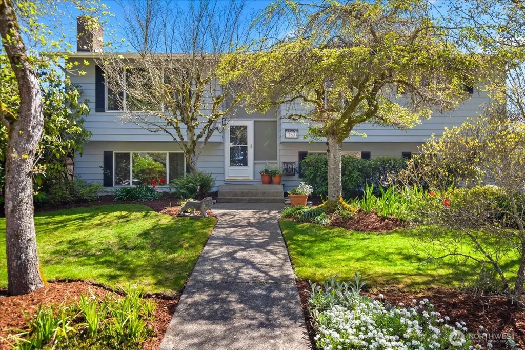 17631 69th Place W Edmonds WA 98026