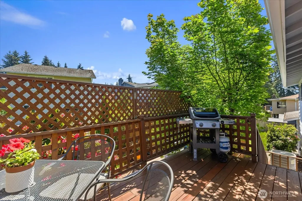 17631 69th Place W Edmonds WA 98026