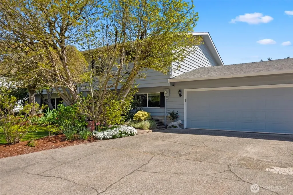 17631 69th Place W Edmonds WA 98026