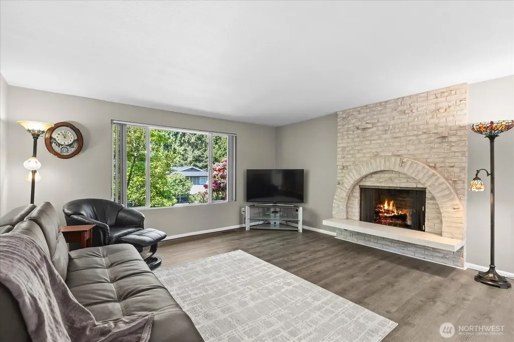 17631 69th Place W Edmonds WA 98026