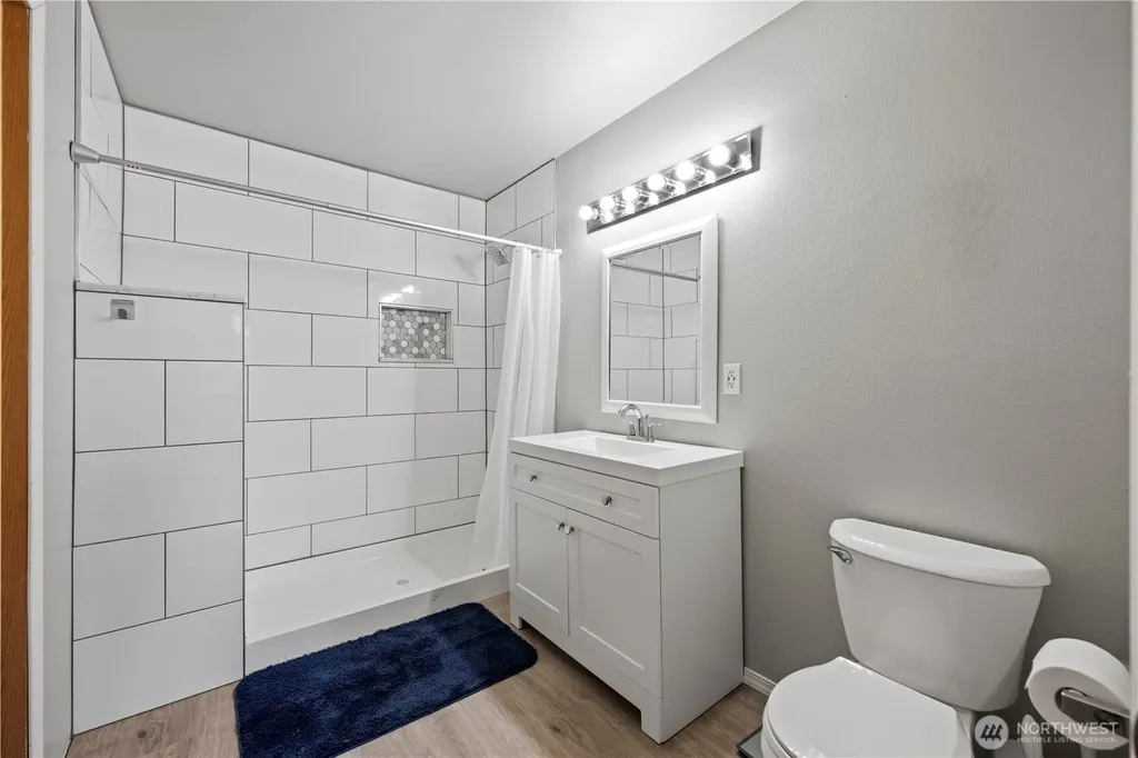 4010 166th Place NE Arlington WA 98223