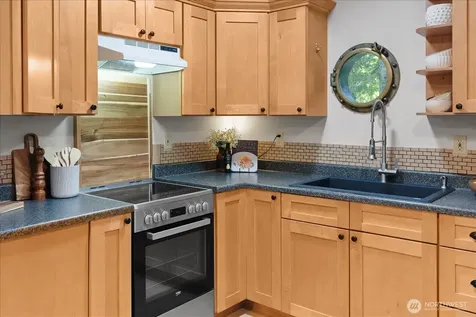 20019 NE 148th Street Woodinville WA 98077