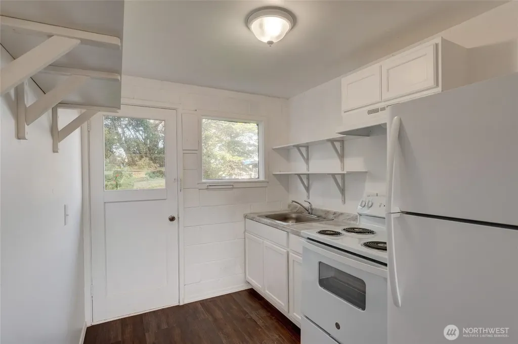 33020 State Route 20 Oak Harbor WA 98277
