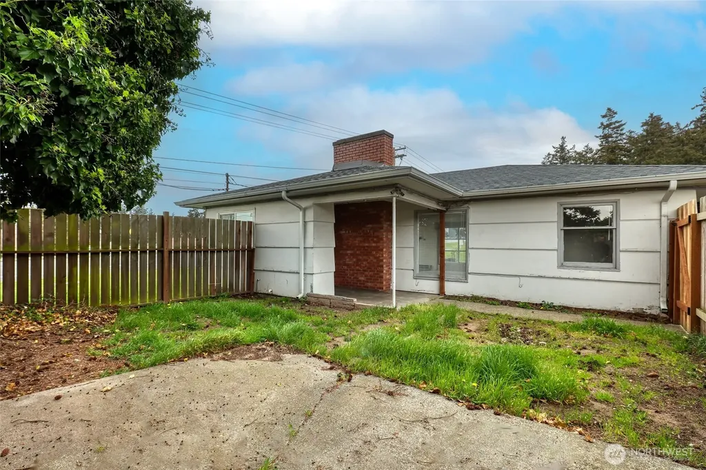 33020 State Route 20 Oak Harbor WA 98277