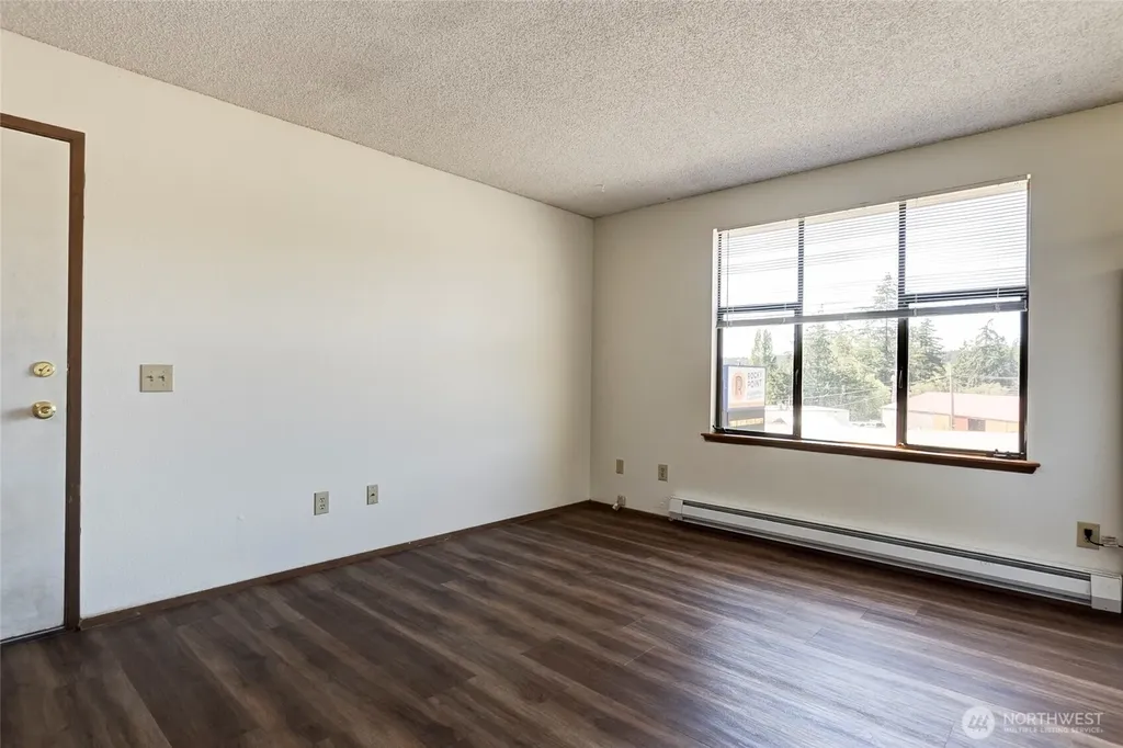 33020 State Route 20 Oak Harbor WA 98277