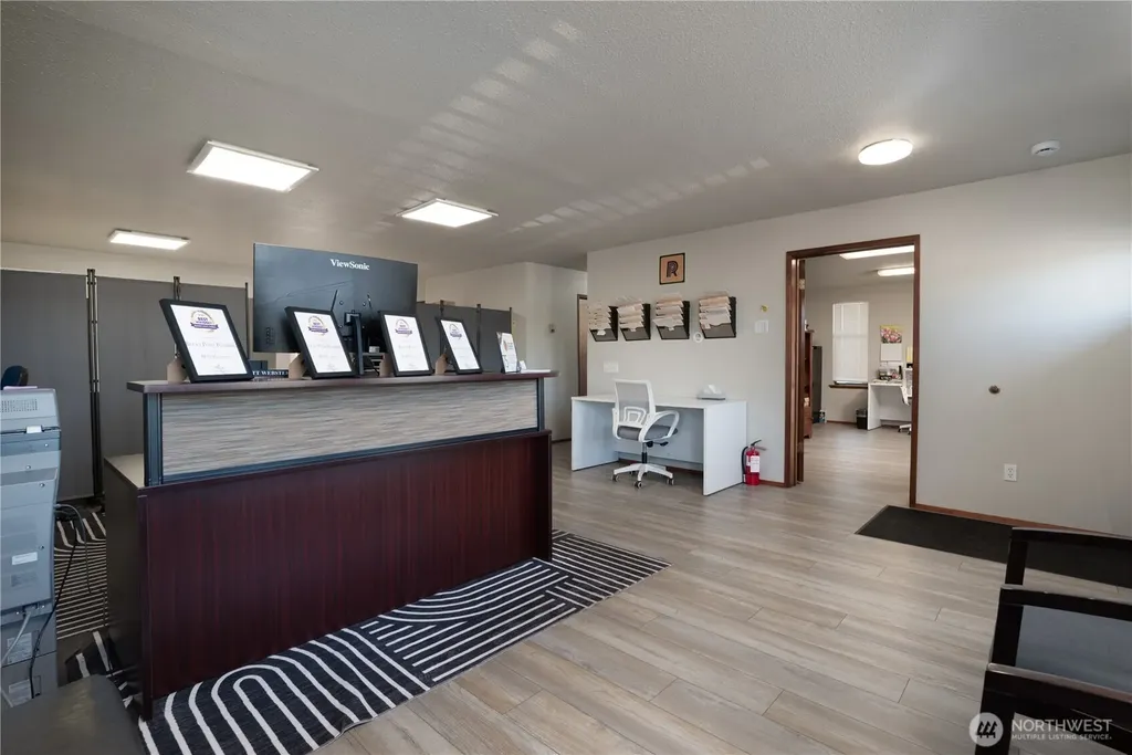 33020 State Route 20 Oak Harbor WA 98277