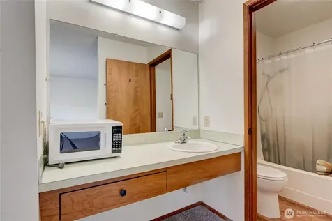 33020 State Route 20 Oak Harbor WA 98277