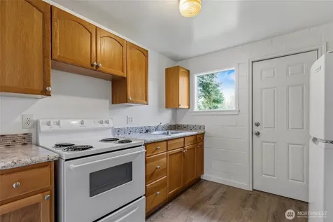 33020 State Route 20 Oak Harbor WA 98277