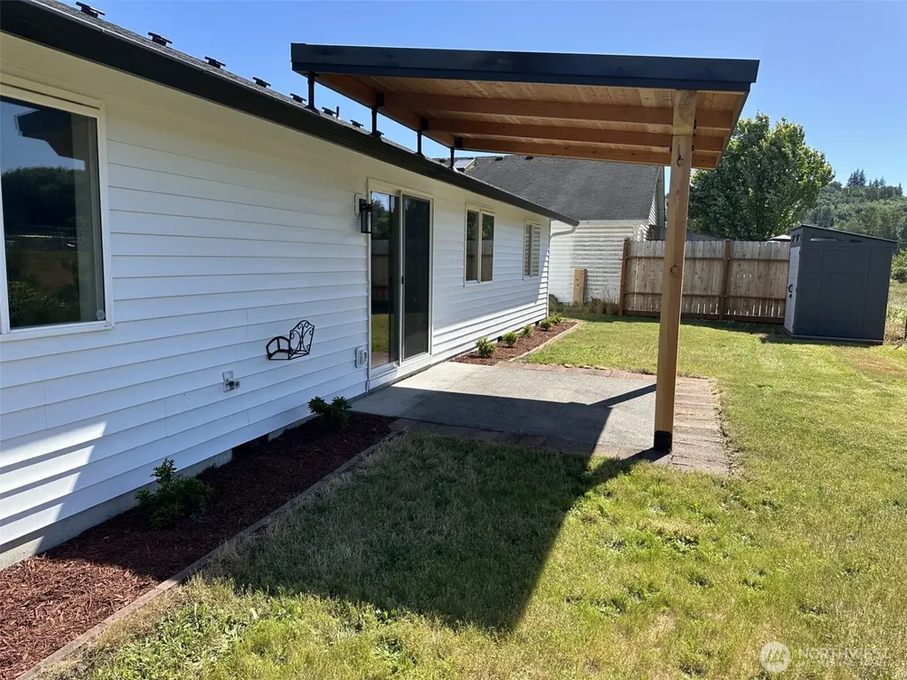 230 Adams Drive Kelso WA 98632