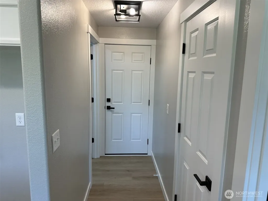 230 Adams Drive Kelso WA 98632