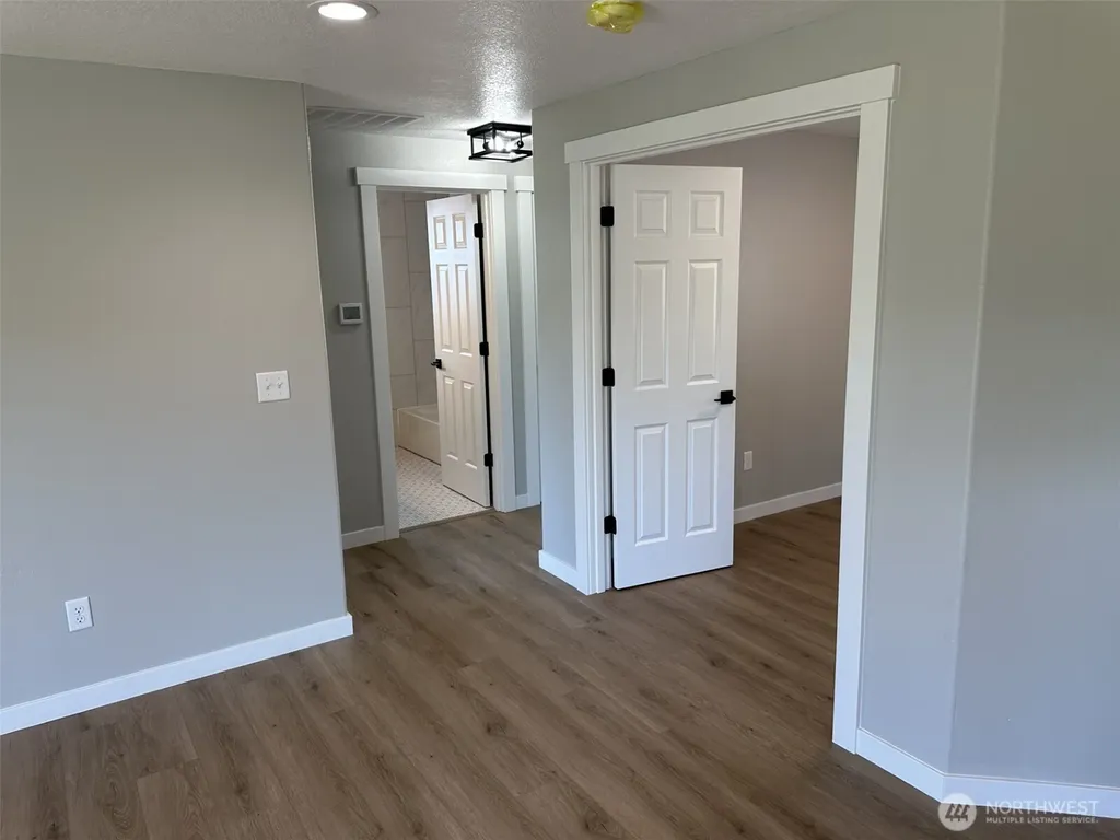 230 Adams Drive Kelso WA 98632