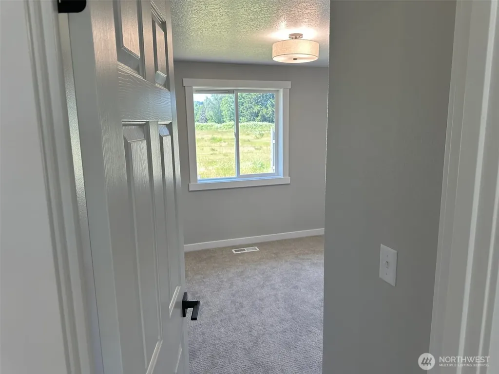 230 Adams Drive Kelso WA 98632