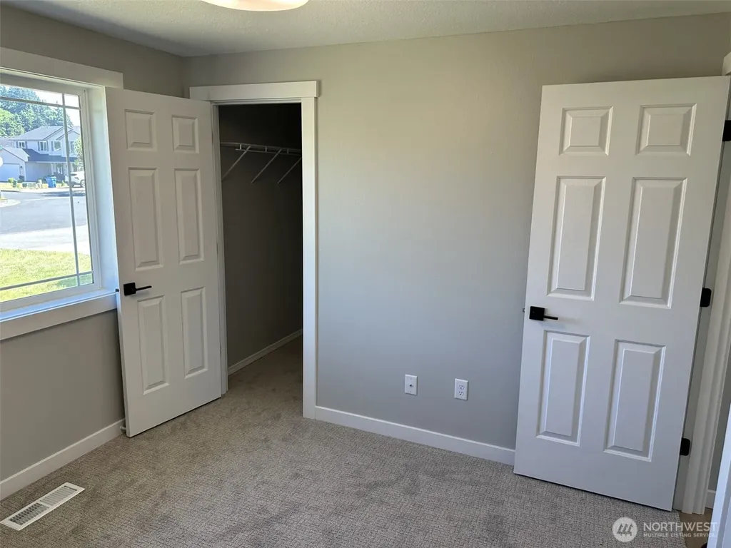 230 Adams Drive Kelso WA 98632