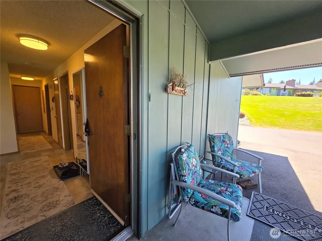1301 S 3rd Avenue Sequim WA 98382