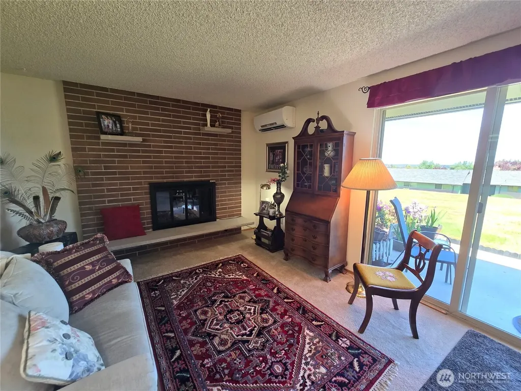1301 S 3rd Avenue Sequim WA 98382